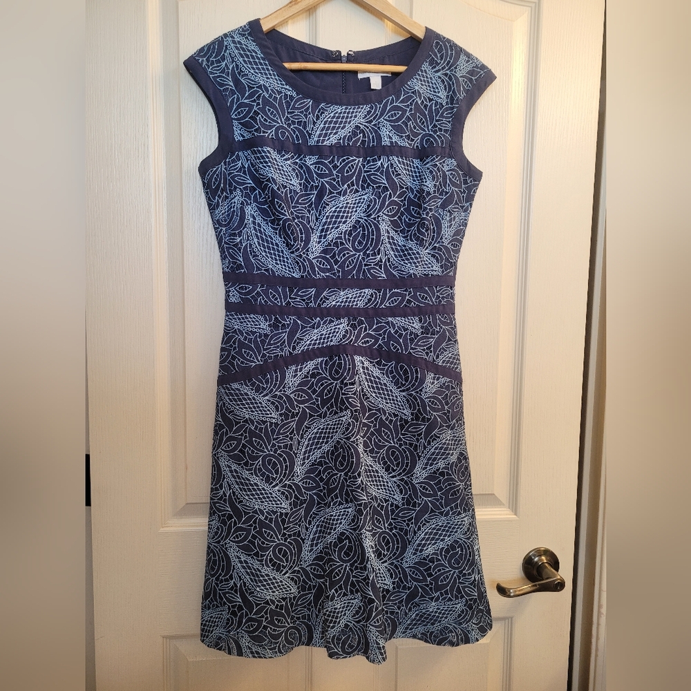 Size 6 New York & Co. Dress